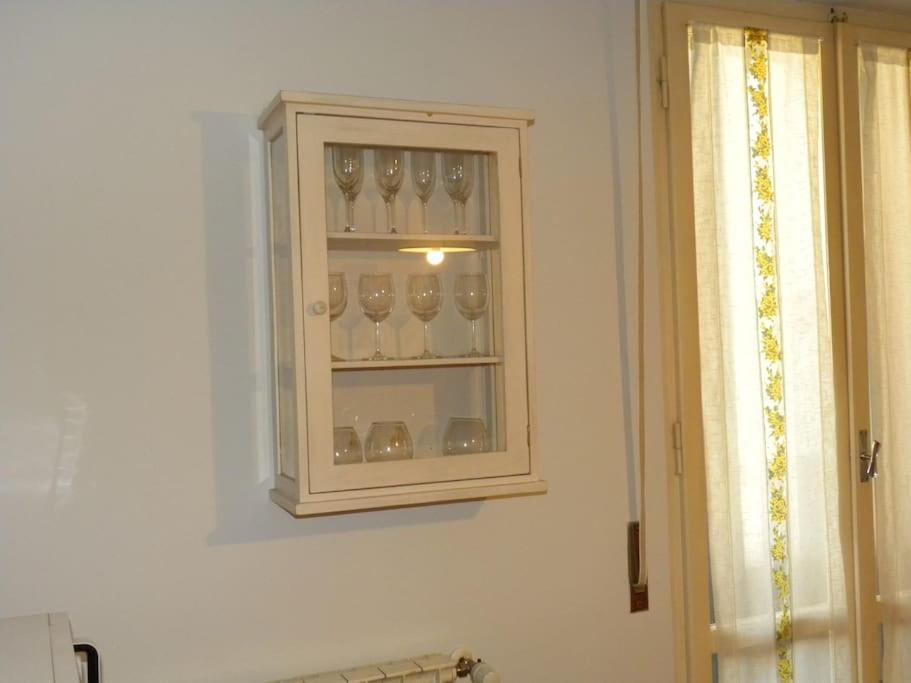 Bright Apt With Views And Terrace فلورنس المظهر الخارجي الصورة